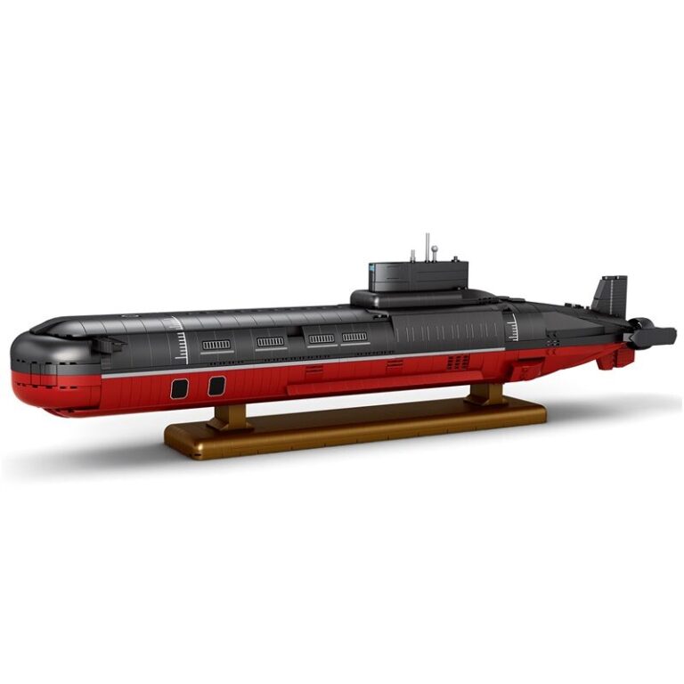 Reobrix Shark Project 941 33048 (Typhoon Class Submarine)